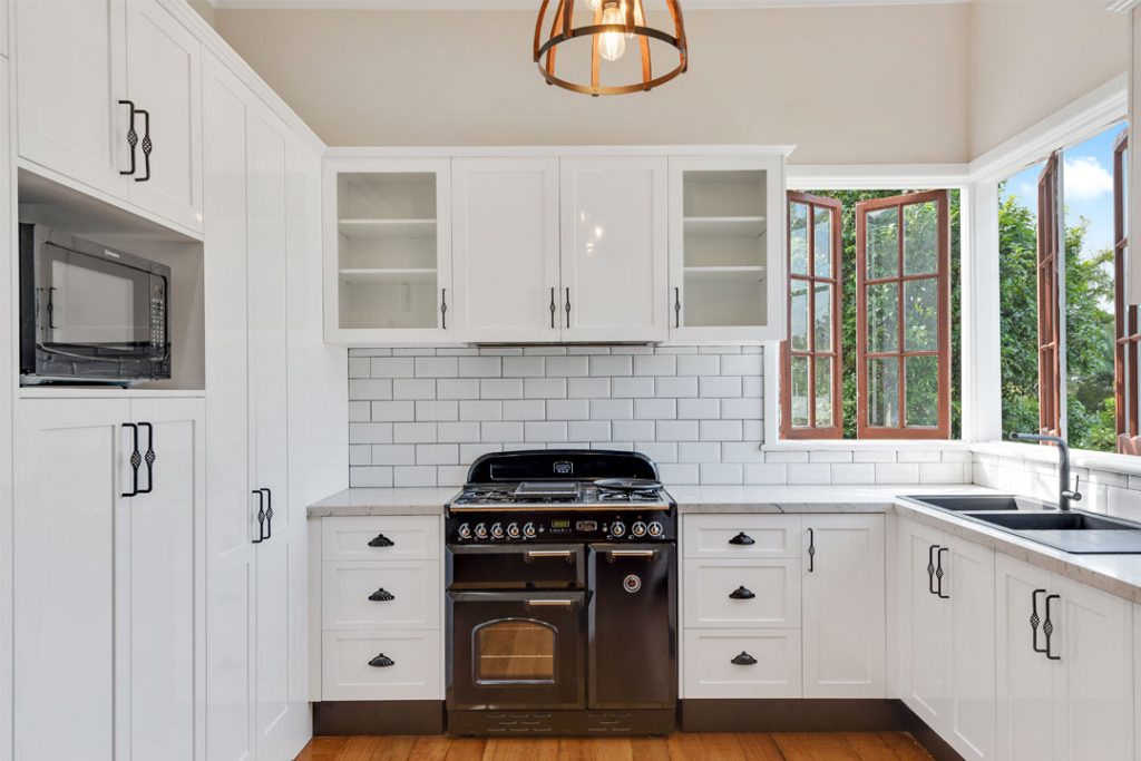 black and white kitchen